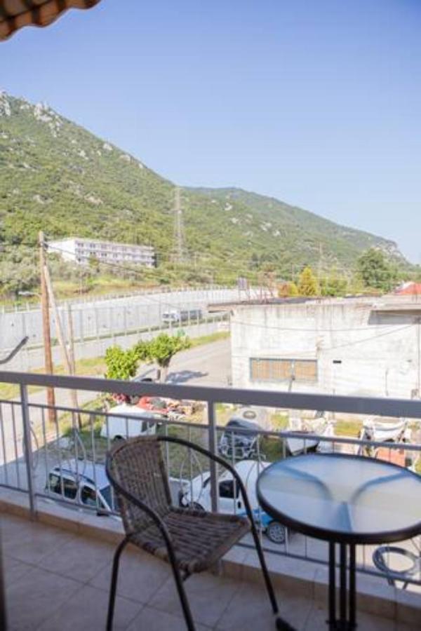 Vasileiou Apartments Kamena Vourla Exterior foto